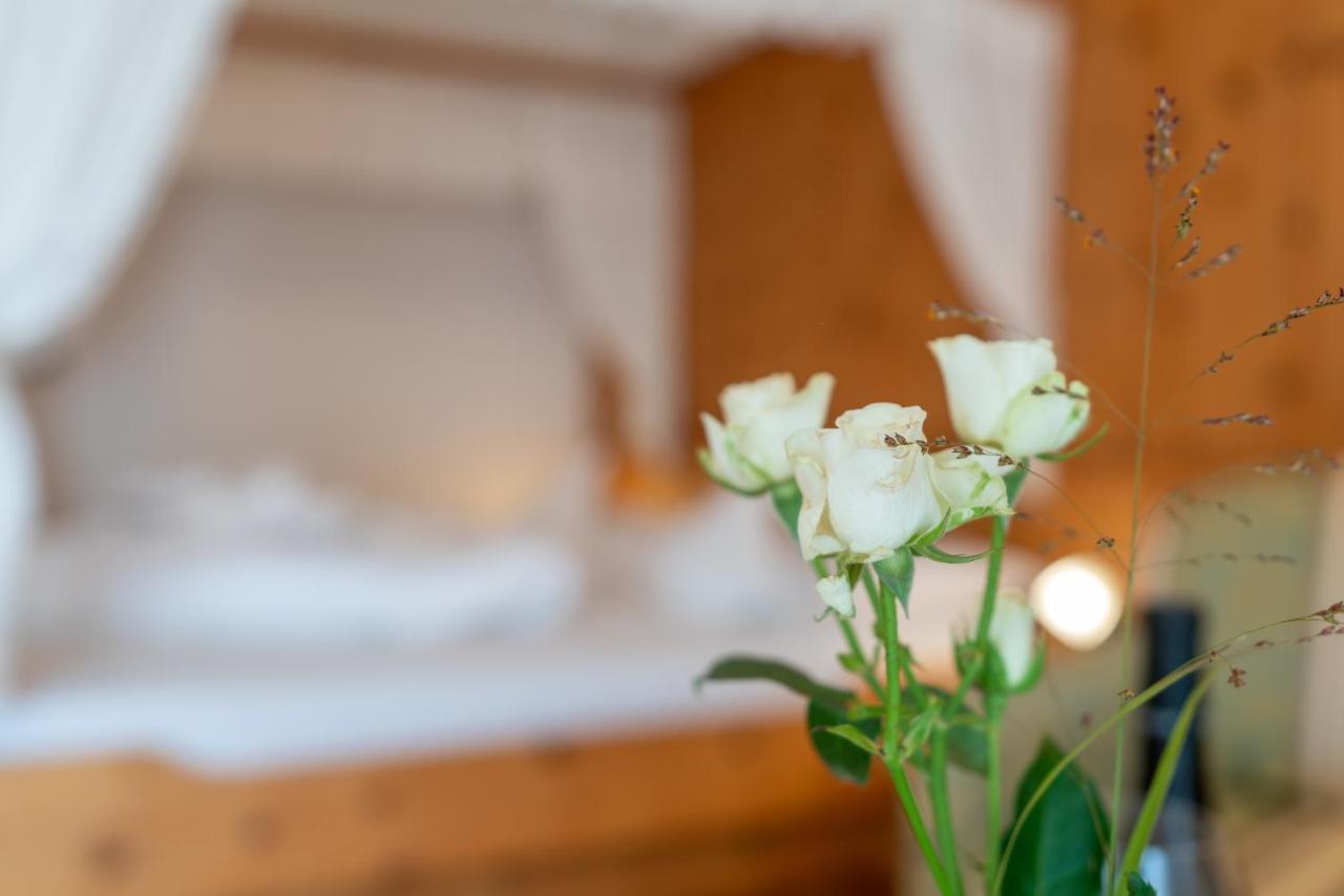 Hotel Asterbel Брайес Екстериор снимка